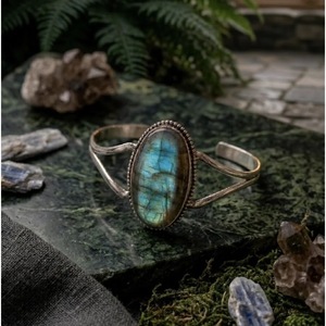 Brazalete Artesanal de Labradorita Natural con Brillo Místico, Forma de Luna, Piedra Principal de Cuarzo, para Regalo, Venta al por Mayor, Brazalete de Cristal, India - Product Image 4