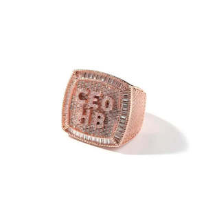 Anillo Personalizado con Moissanita VVS, Plata de Ley 925, Baño de Rodio, Borde con Baguettes, Joyería Hip Hop - Product Image 4