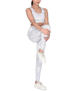 Tenues de sport pour femmes, ensemble 2 pièces, leggings taille haute et soutien-gorge de sport sans rembourrage, pantalon de yoga amincissant, vêtements de sport pour la gym - Product Image 5