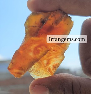 High Quality Amber Slice Crystal 100%Natural Amber Slice Loose Gemstones Wholesale Price Lot Amber Slice Polished Bulk Lot - Product Image 3