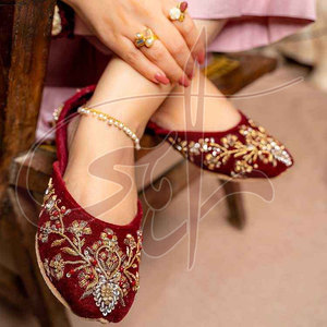 Calzado Khussa de Alta Calidad para Mujer, Color Personalizado, Hecho a Medida, Antideslizante, Parte Superior de Terciopelo Estampado, Suela Antideslizante, Venta al Por Mayor - Product Image 5