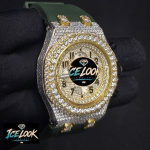 Montre chronographe Iced Quartz, bracelet en or, argent, bracelet vert, lunette sertie de diamants, affichage de la date - Product Image 2