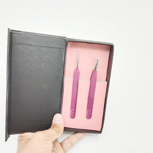 Pince à épiler de précision réutilisable en acier inoxydable doré et argenté avec logo personnalisé, pour cils en volume et à pointe en fibre, vente en gros - Product Image 6