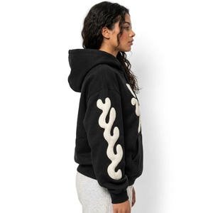 Hoodie Premium pour Femme avec Impression en Relief, Motifs Artistiques en Dimension, Tissu Confortable et Coupe Décontractée pour la Collection Mode Quotidienne - Product Image 4