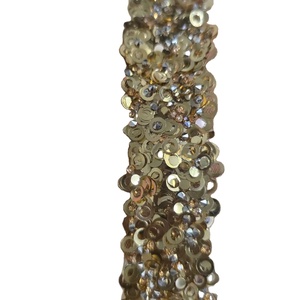 Ruban décoratif thermocollant de 3,5 cm avec strass et pierres concassées scintillantes pour vêtements de mariage et projets DIY - Product Image 1