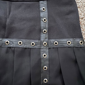 Gothic Punk Women's Black Pleated Mini <b>Skirt</b> High Waisted Faux Leather <b>Patchwork</b> <b>Skirt</b> with Silver Eyelet - Product Image 3