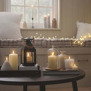Wholesale <b>Mini</b> Black Metal Candle Holder <b>Lanterns</b> with Leather Handle for Weddings Tabletop Decoration - Product Image 4