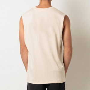LEDBURY Fashion Sleeveless Plain Cropped <b>Stringer</b> Front Pocket Tank Top Crew Neck Polyester/Cotton Sporty Custom Color Loose - Product Image 2