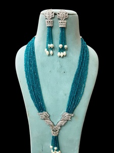 Magnifique ensemble collier et boucles d'oreilles vintage perlé avec motif plume, en alliage plaqué argent, bijoux de mariage pour femme - Product Image 3