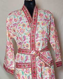 Peignoir Kimono 100 % Coton pour Femme, Imprimé Floral Artisanal, Idéal pour la Nuit, la Plage et les Fêtes Printanières - Product Image 3