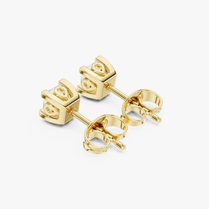 Boucles d'oreilles clous en diamant de laboratoire taille princesse 1,00 carat total, or jaune 9K, solitaire 4 griffes, vente en gros OEM, bijoux fins - Product Image 2