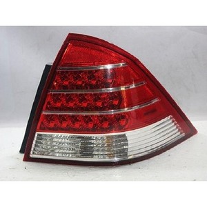 Cincocientas Luces Traseras Usadas Derechas 5T5313B504A - Product Image 1