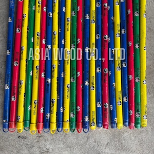 Palo de escoba recubierto de PVC de madera de eucalipto al por mayor de Vietnam con diseño de Panda 120cm de longitud mango de fregona de limpieza ecológica para el hogar - Product Image 5