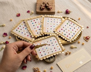 Lot en gros de sachets Bindi décorés avec bordure en dentelle dorée pour mariage indien, anniversaire, nouvel an, cadeau de remerciement, mariée, Shagun, Mehndi - Product Image 4