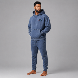 Conjunto deportivo para hombre al por mayor de fábrica, con tela de calidad, diseños personalizados, apariencia elegante y ajuste cómodo para uso casual. - Product Image 4