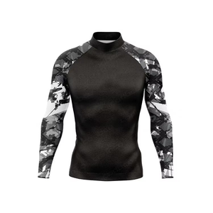 เสื้อรัดกล้ามเนื้อแขนยาวสำหรับผู้ชาย ผ้าโพลีเอสเตอร์ 100% ระบายอากาศได้ดี พิมพ์ลายแบบ Sublimation - Product Image 1