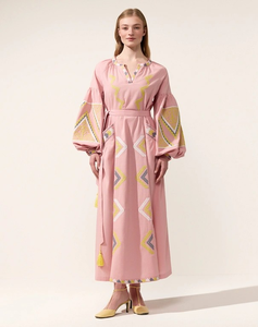 Robe longue rose en coton pour femme, broderie géométrique, manches ballon, col en V, taille à nouer, style bohème - Product Image 1