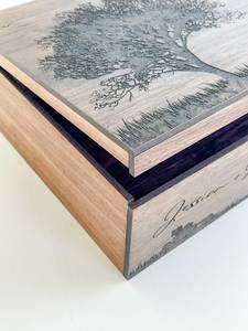 Boîte de rangement en bois massif de luxe, faite à la main, écologique, personnalisable, gravée sur mesure, pour montres et bijoux - Product Image 4