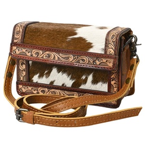 Bolso Bandolera de Cuero Vacuno Hecho a Mano con Diseño Floral Repujado Estilo Western, Correa Ajustable para Hombro, para Mujer - Product Image 1