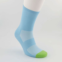 Chaussettes d'hiver décontractées 100 % respirantes, longueur mi-mollet, best-seller, fabriquées par un fabricant de renom, chaussettes pour hommes tricotées pour un usage quotidien