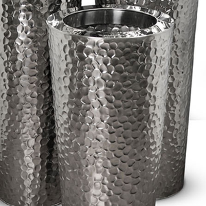 Ensemble de jardinières modernes en acier inoxydable avec finition martelée et trous de drainage pour la décoration intérieure/extérieure des fleurs et plantes vertes, utilisation en jardin - Product Image 4
