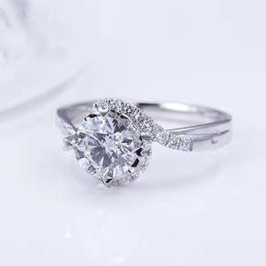 Women's Round Brilliant Cut <b>Diamond</b> Engagement <b>Ring</b> With Side <b>Diamonds</b> Classic Style Platinum IGI Certified - Product Image 1