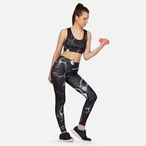 Ensemble de yoga personnalisé en sublimation en gros |   Soutien-gorge de sport et leggings pour femmes |   Vêtements de sport de compression pour la gym - Product Image 5
