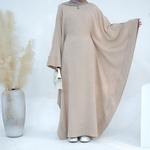 Abaya pour femmes de qualité supérieure OEM, vente en gros, style islamique de Dubaï, robe de soirée printemps-été à manches chauve-souris et taille cintrée - Product Image 5