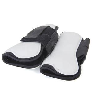 Botte de tendon en plastique personnalisable de la meilleure qualité pour les soins du cheval Prix de gros en Inde pour la protection des jambes du cheval - Product Image 1