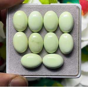 หยกสีเขียวธรรมชาติทรงรีสำหรับทำเครื่องประดับ 12x12 มม- 10 ชิ้น - Product Image 2