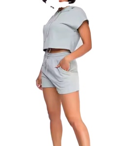 Ensemble 2 pièces tricoté en coton pour femme : crop top à capuche et short, couleur unie, respirant, décontracté, idéal printemps-été - Product Image 6
