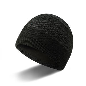 Wholesale Dropship 100% Polyester Pullover Hat Knit Beanie for Men for Winter Outdoor Casual Scenes - Product Image 4