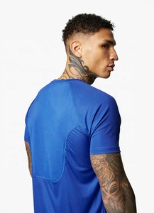 Conjunto de ropa deportiva personalizada para hombre, camiseta de manga corta de secado rápido, transpirable, 100% algodón, para gimnasio y Fitness - Product Image 3