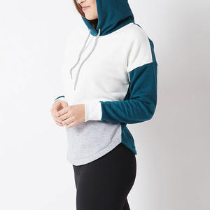 เสื้อฮู้ดผู้หญิงแบบสวมหัว รุ่น Wholesale Force 2 Win Winter ปี 2025 สีพื้น แขนยาว สวมใส่สบาย ระบายอากาศได้ดี มีซับใน  รับสกรีนโลโก้ด้านหน้า - Product Image 3