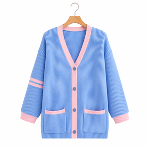 Personnalisez les logos sur des pulls à col en V de haute qualité pour les logos de sororités/fraternités/écoles/collèges/universités, cardigans tricotés avec logos. - Product Image 3