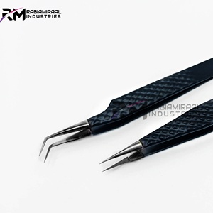 Pince à épiler de précision RABIAMIRAAL INDUSTRIES, en acier inoxydable, pointe lisse, couleur plasma noire et revêtement en poudre noire. - Product Image 2