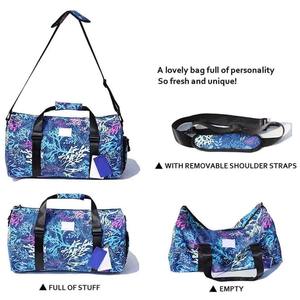 Sacs de sport et de voyage pour hommes, sacs de sport personnalisés OEM, sacs de voyage sublimés pour hommes et femmes avec sublimation personnalisée - Product Image 3