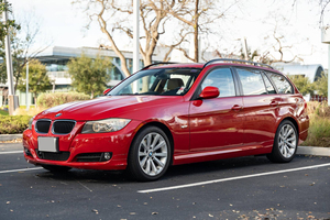 2009 B-M-W 328-i S-p-o-r-t-s W-a-g-o-n - Product Image 3