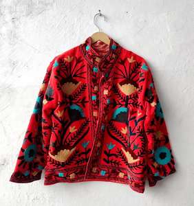 Veste en velours bohème Suzani orange brodée : Manteau indien fait main - Product Image 1