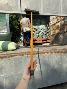 Mango de escoba de madera ecológico mexicano de 120 cm – Palo de fregona duradero personalizado de GMEX JSC - Product Image 4