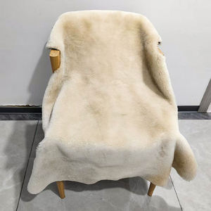 Factory Wholesale Genuine Sheepskin Pelt Long Wool Lambskin <b>Leather</b> Garment Jacket Lining - Product Image 1