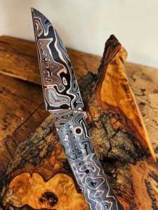 Cuchillo Utilitario de Acero de Damasco SHARP POINT TRADES, Hoja Recta, Espiga Recta, Mango de Madera, Diseño Artístico, Grosor de 0.5mm - Product Image 5