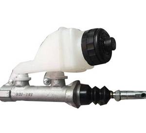 Cilindro Maestro de Embrague Hidráulico de Repuesto para Automóviles y Vehículos Comerciales, Suministro de Fábrica, Fluido para Cilindro Maestro de Embrague Automático - Product Image 1