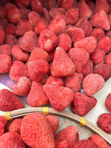 Disponible : Fraises lyophilisées durables en tranches entières – Snack de fruits le plus vendu – Prix usine - Product Image 4