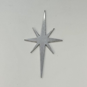 Décoration murale moderne en métal en forme d'étoile, or et argent, accent décoratif suspendu pour la maison, l'hôtel, l'intérieur de luxe - Product Image 6