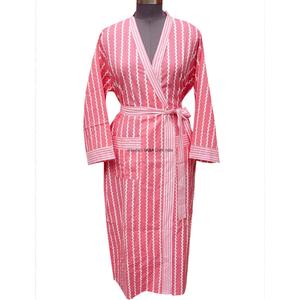 Bata Larga Floral Rosa para Mujer, Cuello en V, 100% Algodón, Manga Larga, Estilo Kimono Casual, Cierre con Cinturón, Tejido Suave y Transpirable - Product Image 1