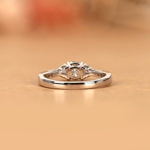 Classic Round Cut Diamond Floral Cluster <b>Ring</b> 0.51CT Lab Grown For Women's 10K Solid Gold Wedding Surprise Gift For Lovers - Product Image 4