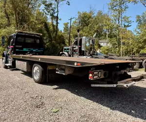 ORIGINAL Discounted Price 2018 For-<b>Freightliner</b> M2 265 Horsepower RHD/LHD Used Rollback <b>Truck</b> For Sale with Guarantee - Product Image 3