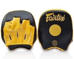 นวมซ้อมมวยหนังแท้ Fairtex คุณภาพสูง นวมซ้อมมวยสั่งทำพิเศษ สำหรับฝึกซ้อม ดีไซน์ใหม่ รับทำโลโก้ตามสั่ง - Product Image 5