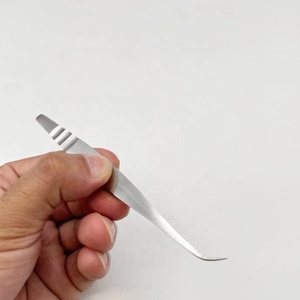High Quality Custom Logo Pointed Tip Eyelash Tweezers Japanese Stainless Steel Isolation Lash Tweezers - Product Image 2